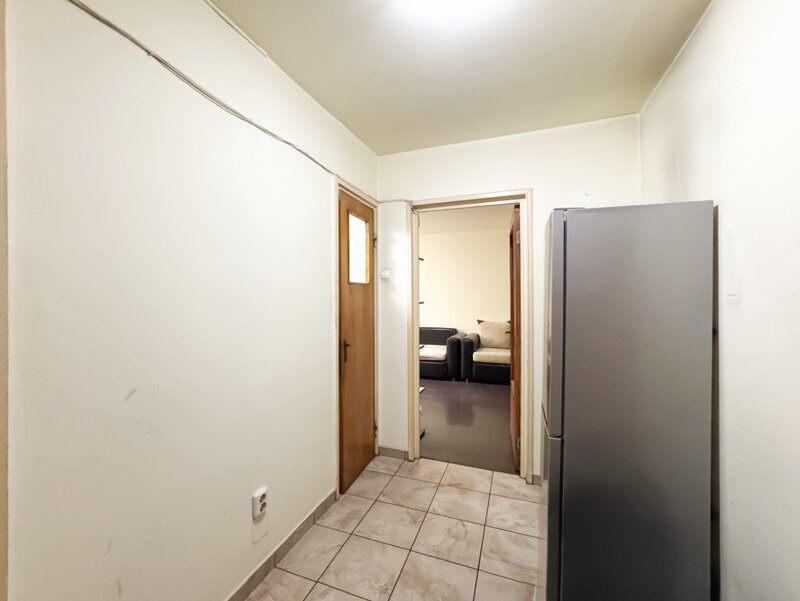 Brancoveanu, Gradistea, garsoniera decomandata 33 mp, bloc reabilitat,